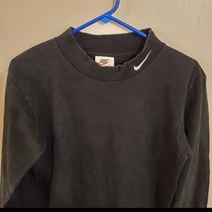 Vintage womans 90s y2k Nike sweatshirt black usa